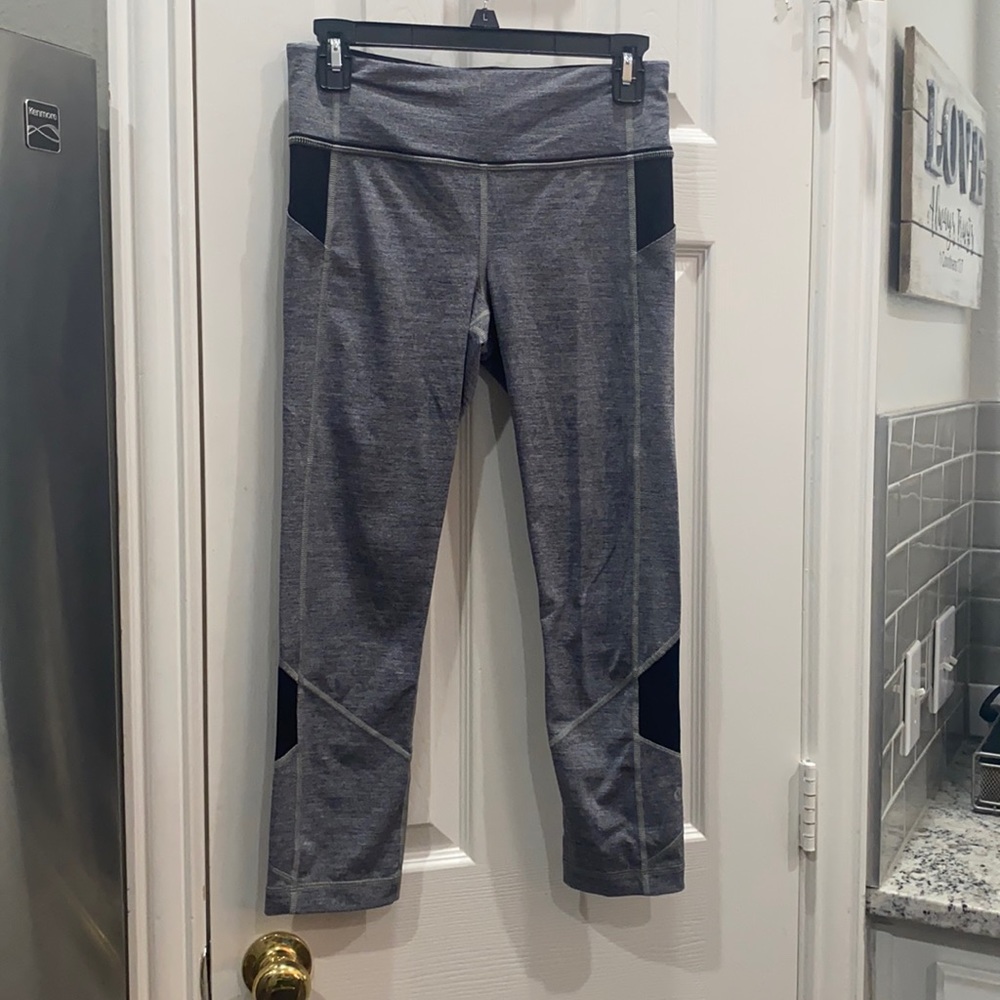 Gray Lululemon 21” Leggings